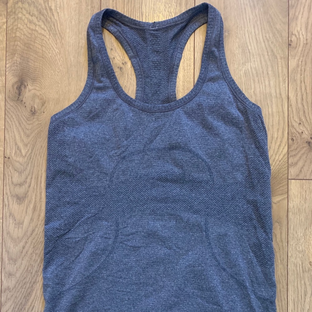 Lululemon Size 6 Tank
